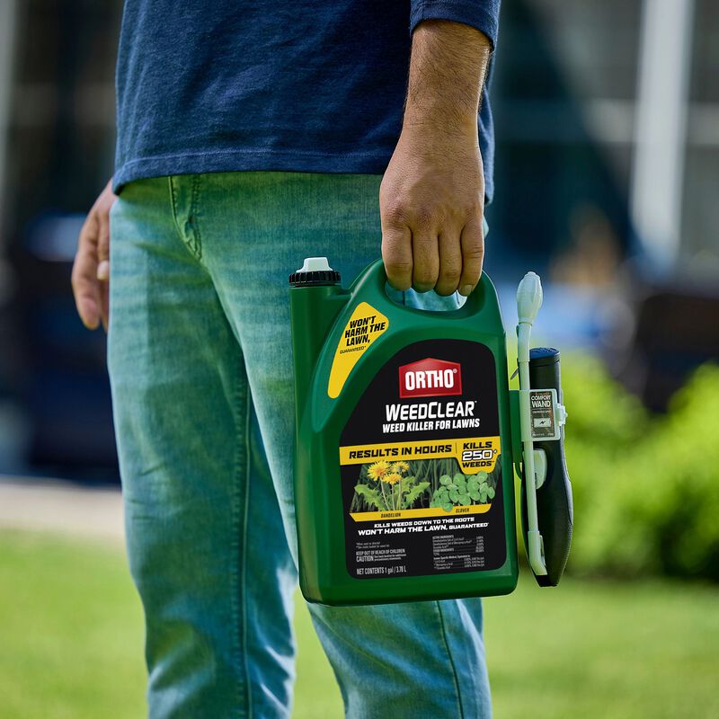Ortho® WeedClear™ Weed Killer for Lawns image number null